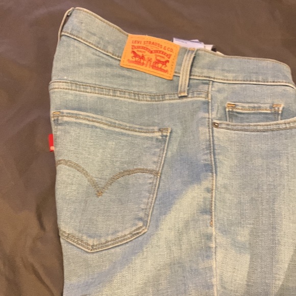 LEVI’S SKINNY JEANS - Picture 4 of 7